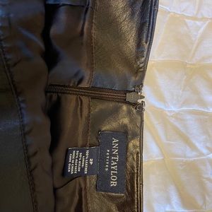 Ann Taylor leather Skirt. Size 2 petite